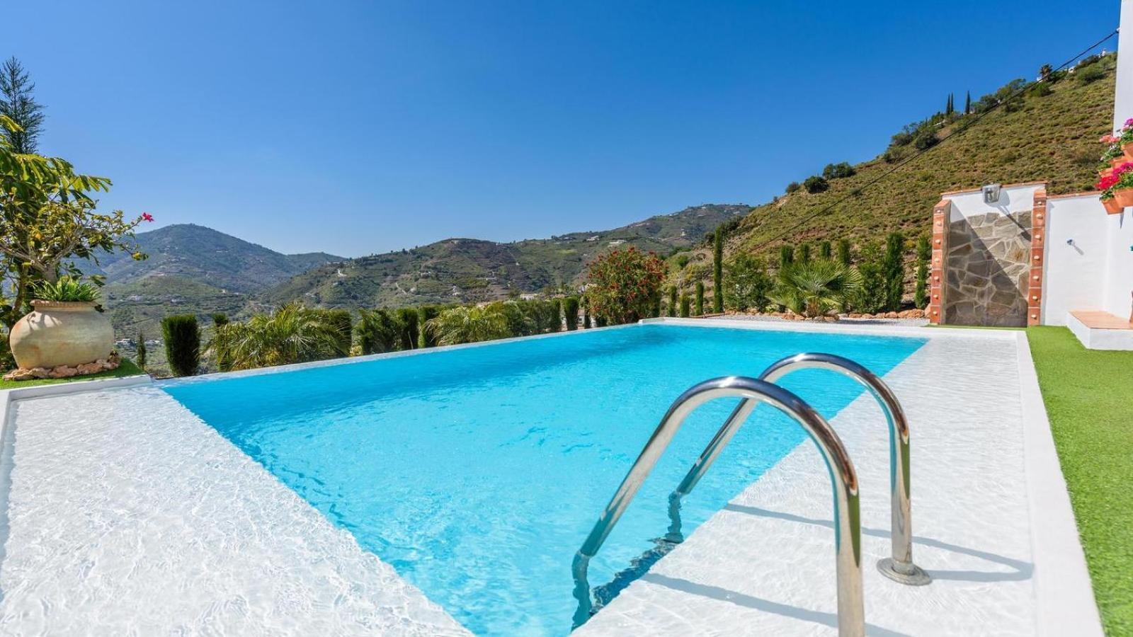 Villa Las Palmeras De Torrox By Ruralidays Dış mekan fotoğraf